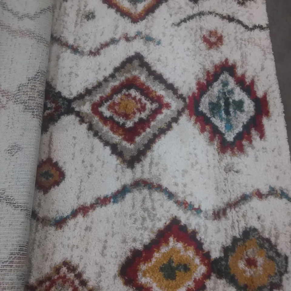 MUKTICOLOURED RUG 160X220CM