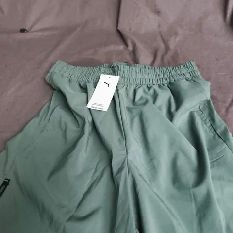 PUMA WOVEN TAPE SHORT – GREEN, UK MEDIUM 