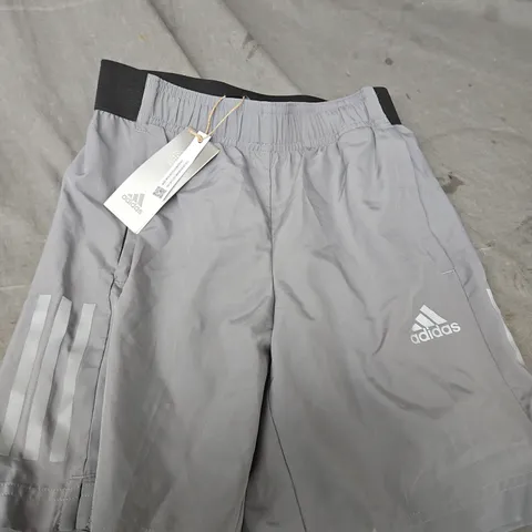 ADIDAS TECH SHORTS – GREY, MEN'S - 9-10YRS