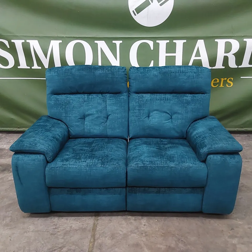 QUALITY DESIGNER ITALIAN MADE ERBA 2 SEATER ELECTRIC RECLINER LOVESEAT SOFA UPHOLSTERED IN CHAMELEON COLOUR FABRIC