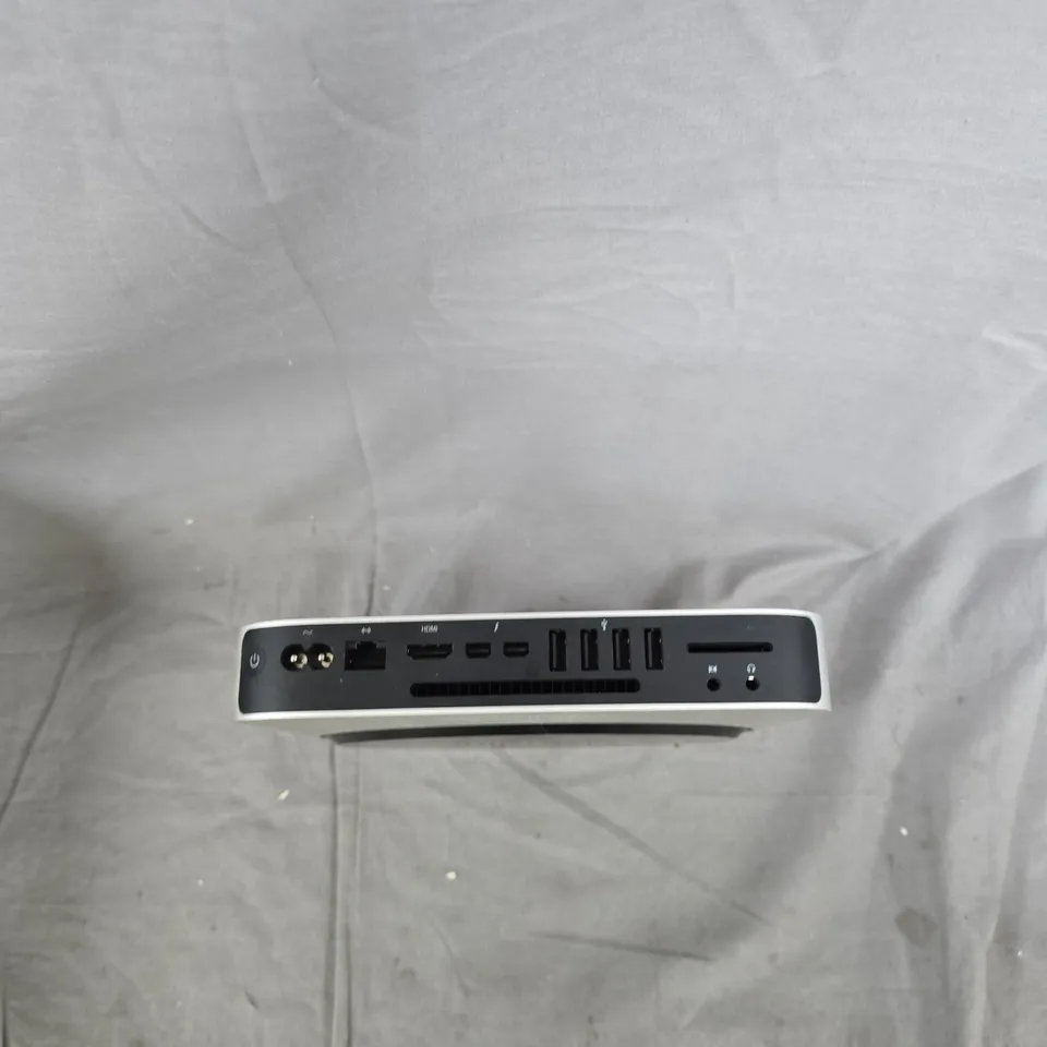 APPLE MAC MINI (LATE 2014) DESKTOP COMPUTER – 2.6GHZ I5, 8GB RAM, 1TB FUSION DRIVE
