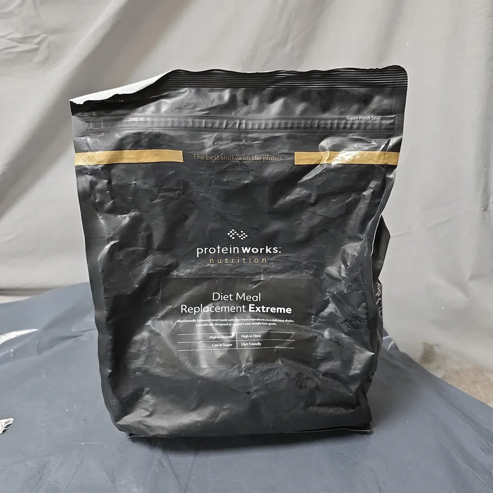 PROTEIN WORKS DIET MEAL REPLACEMENT EXTREME – PROTEIN POWDER SALTED CARAMEL 2KG