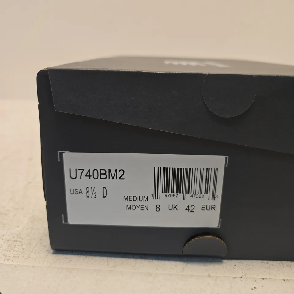 NEW BALANCE U740BM2 BLACK RUNNING SHOES – UK 8 (US 8.5)