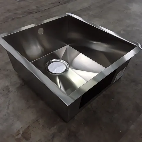 BOXED COOKE&LEWIS CAJAL SINK