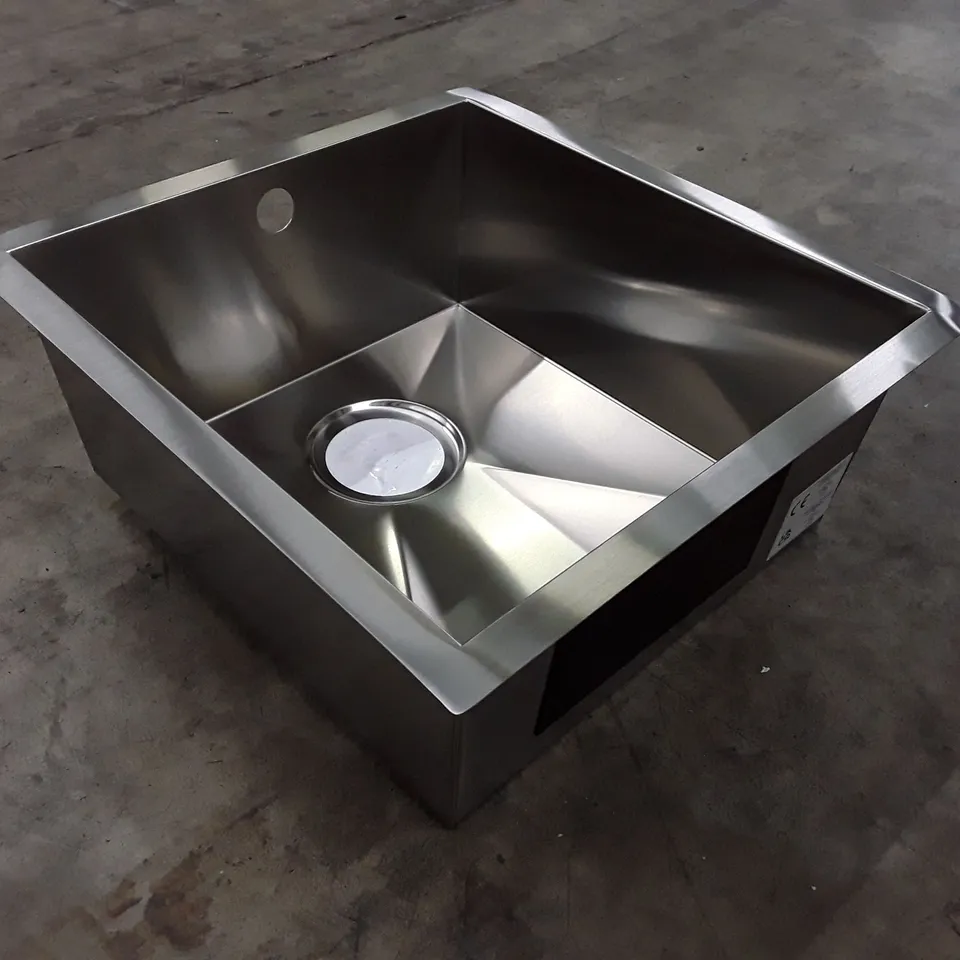 BOXED COOKE&LEWIS CAJAL SINK 