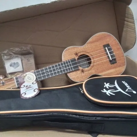 BOXED DONNER UKULELE WITH CARRY CASE AND TUNER