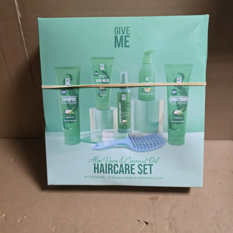 GIVE ME ALOE VERA & COCONUT OIL HAIRCARE SET 