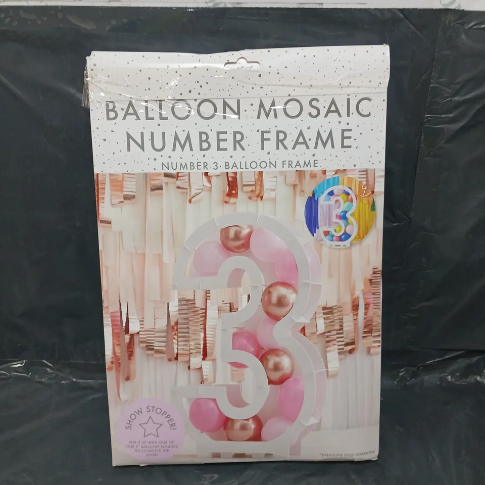 BOXED NUMBER 3 BALLOON MOSAIC FRAME 