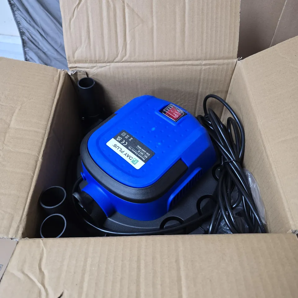 DAY PLUS VACUUM CLEANER 15L 607-B BOXED