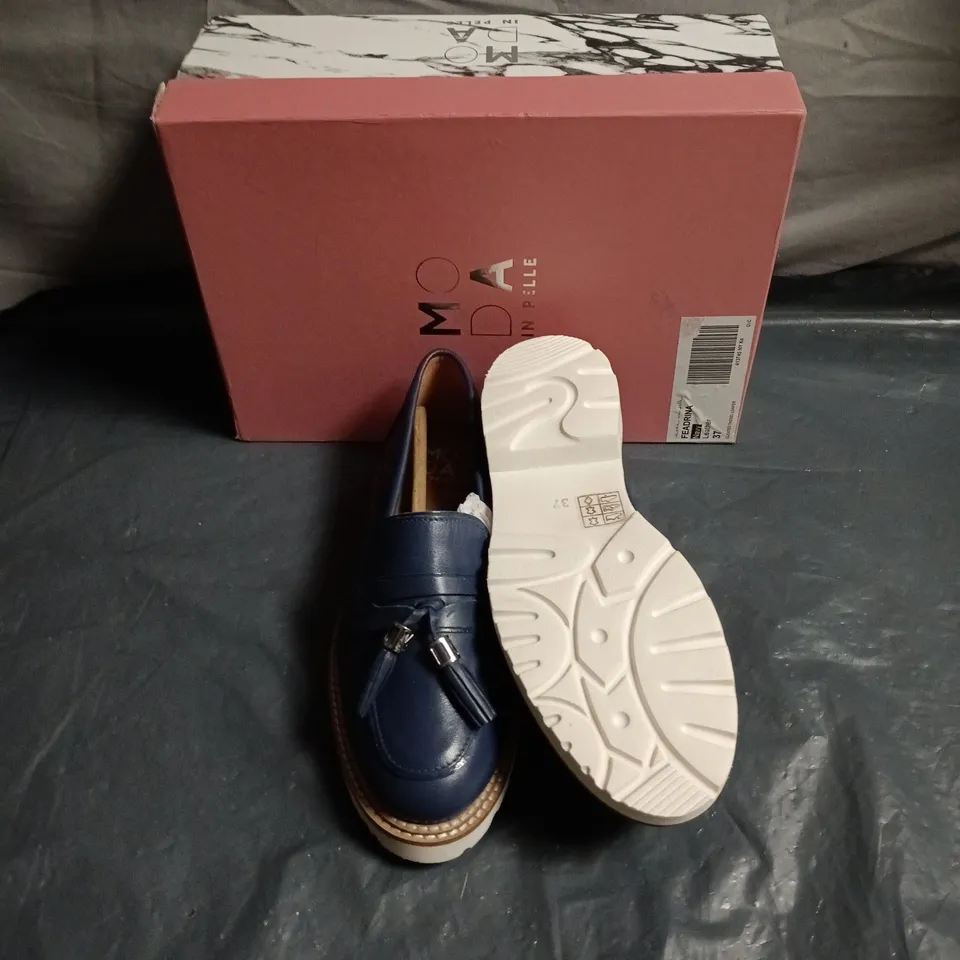 MODA IN PELLE NAVY BLUE LEATHER LOAFERS WITH TASSELS – UK 4 (EU 37) - BOXED 