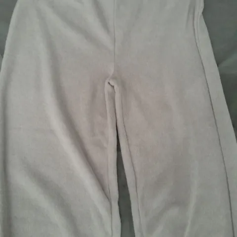 NEW LOOK FLEECE SOFT PANTS IN BEIGE SIZE SMALL