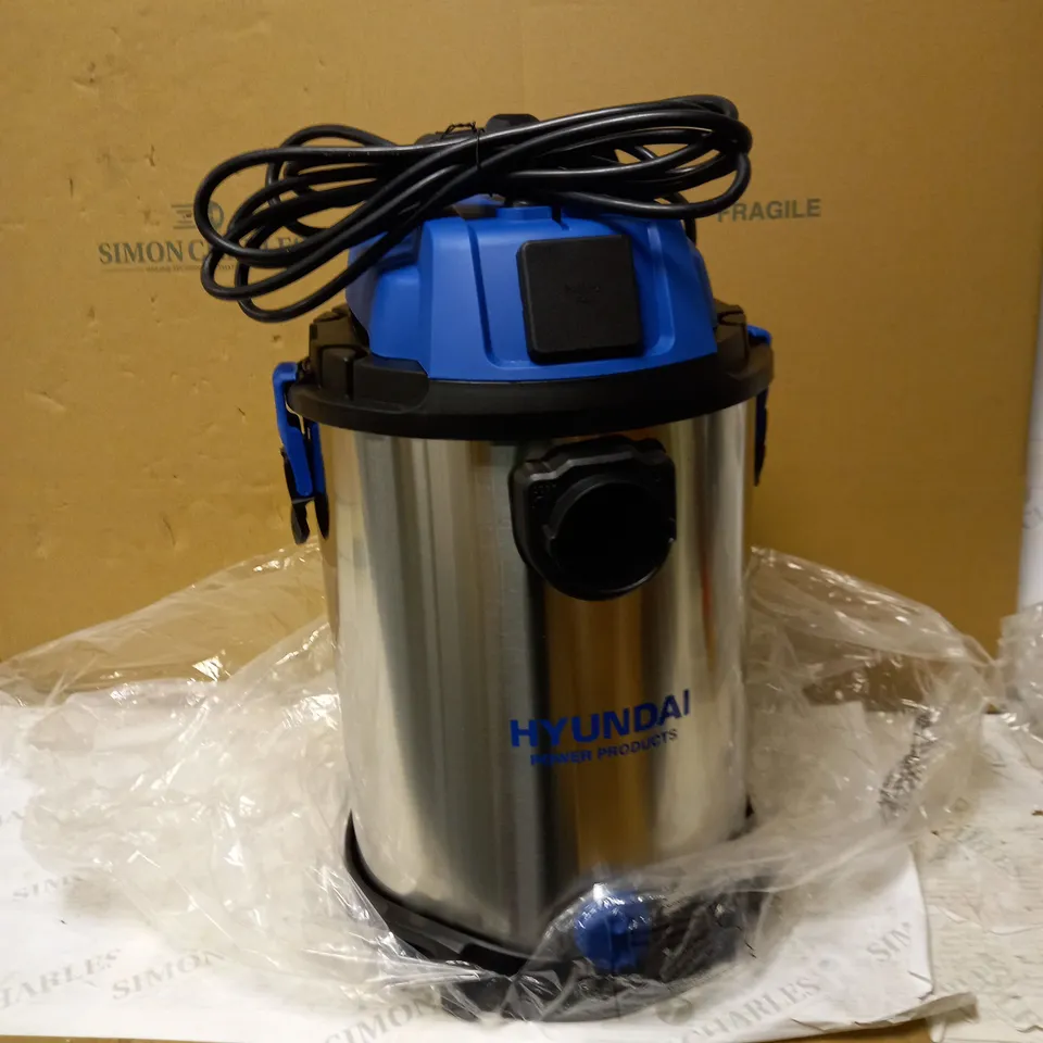 HYUNDAI WET AND DRY VACUUM CLEANER 30L 1400W INDUSTRIAL VACUUM CLEANER