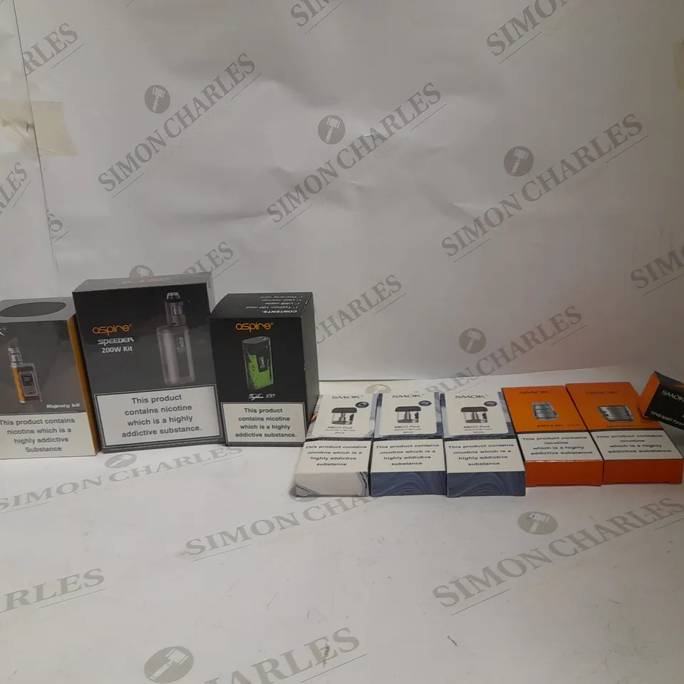LOT OF APPROXIMATELY 10 E-CIGARETTE RELATED ITEMS TO INCLUDE ASPIRE SPEEDER 200W KIT, ASPIRE SKYSTAR, AND ASPIRE FEEDLINK REVVO KIT ETC.