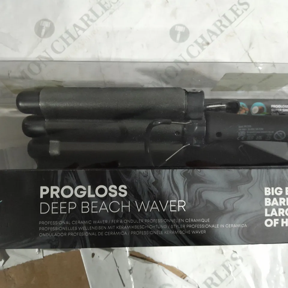 BOXED REVAMP PROGLOSS DEEP BEACH WAVER WV-2000