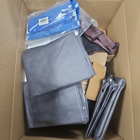 LARGE BOX OF APPROX 10 ASSORTED HOUSEHOLD ITEMS TO INCLUDE GREY STORAGE BOXES, BAGS AND DUVET COVERS - COLLECTION ONLY 