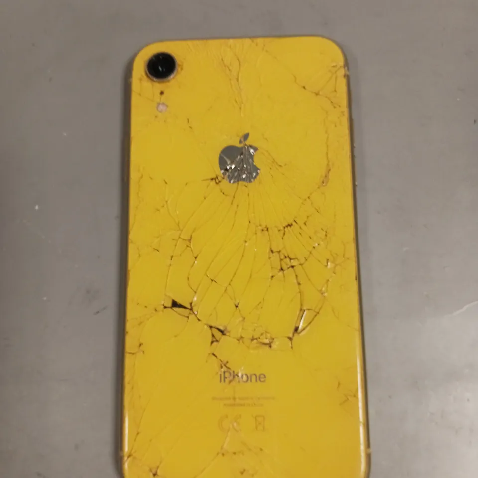 APPLE IPHONE XR SMARTPHONE 