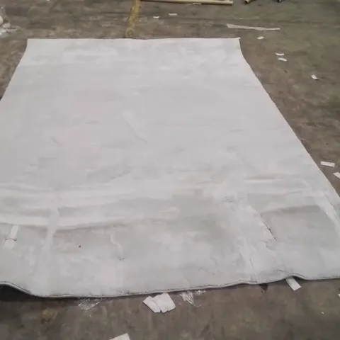 QUALITY DESIGNER AREA RUG - APPROXIMATELY 290X198