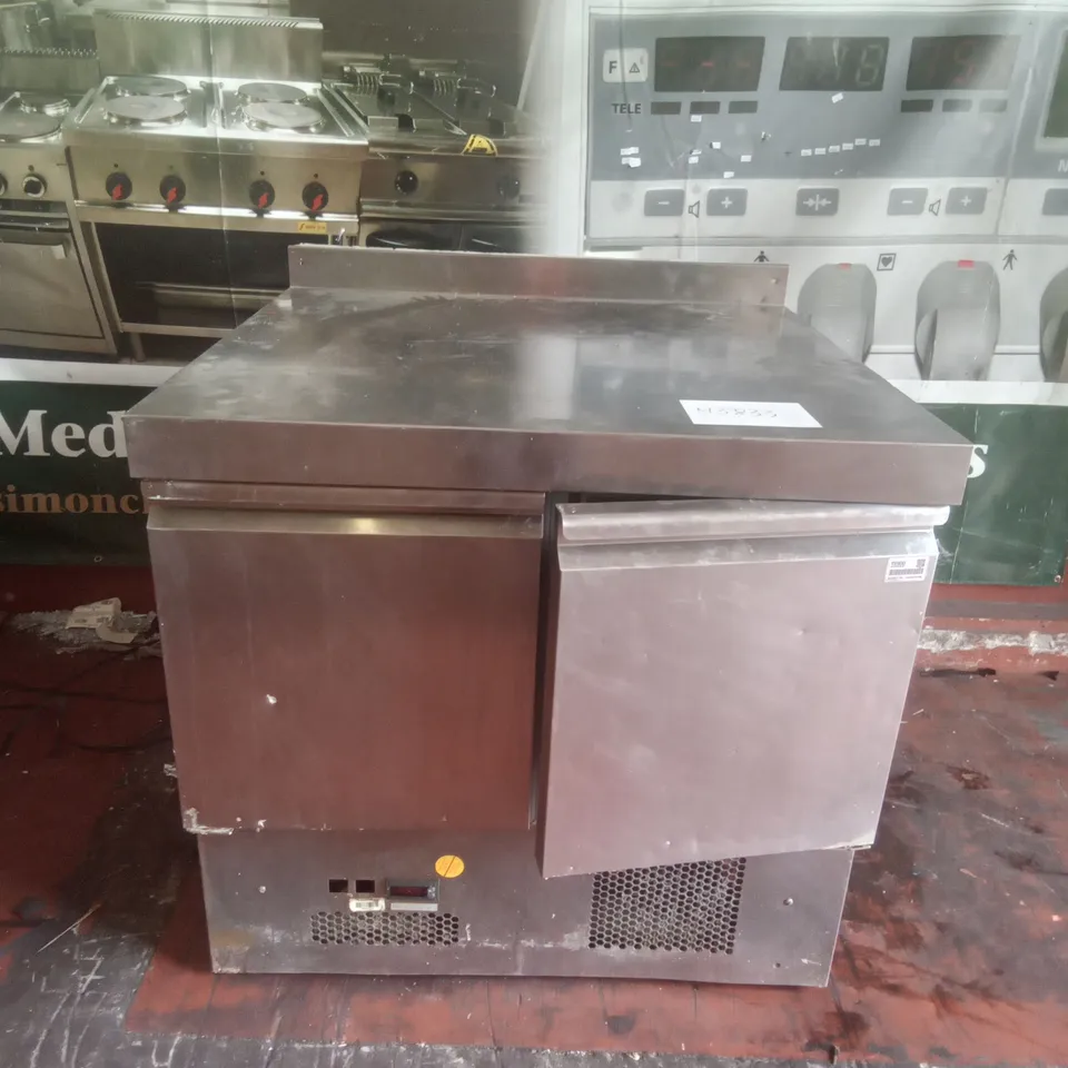 2 DOOR CHILLER WITH WORKSPACE