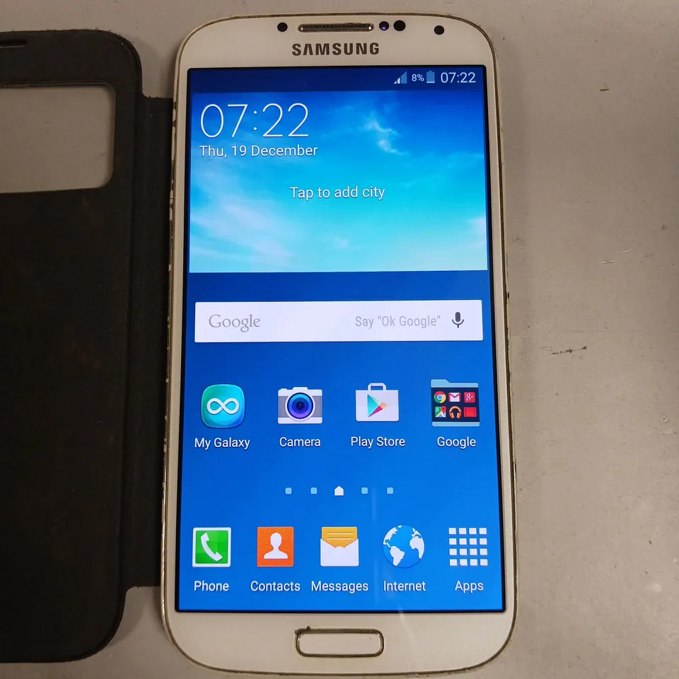SAMSUNG GALAXY S4 SMARTPHONE 