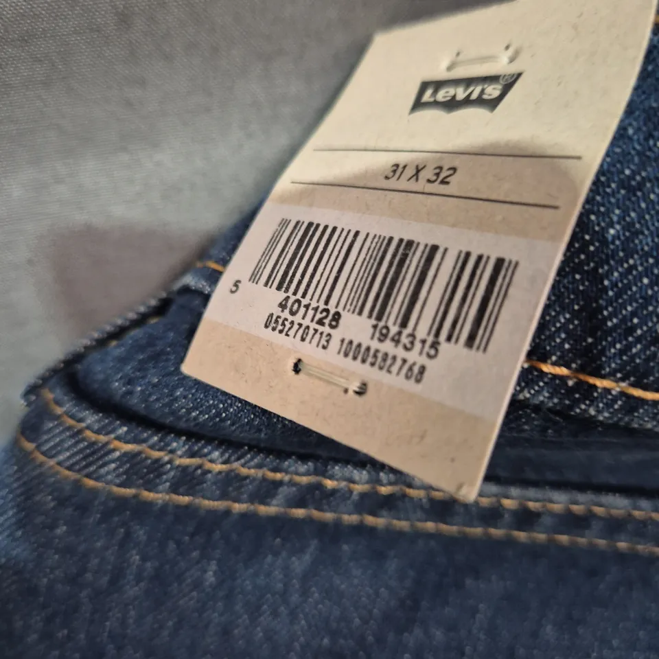 LEVI'S 527 SLIM BOOTCUT JEANS – 31X32 (UK 31X32) – MEN