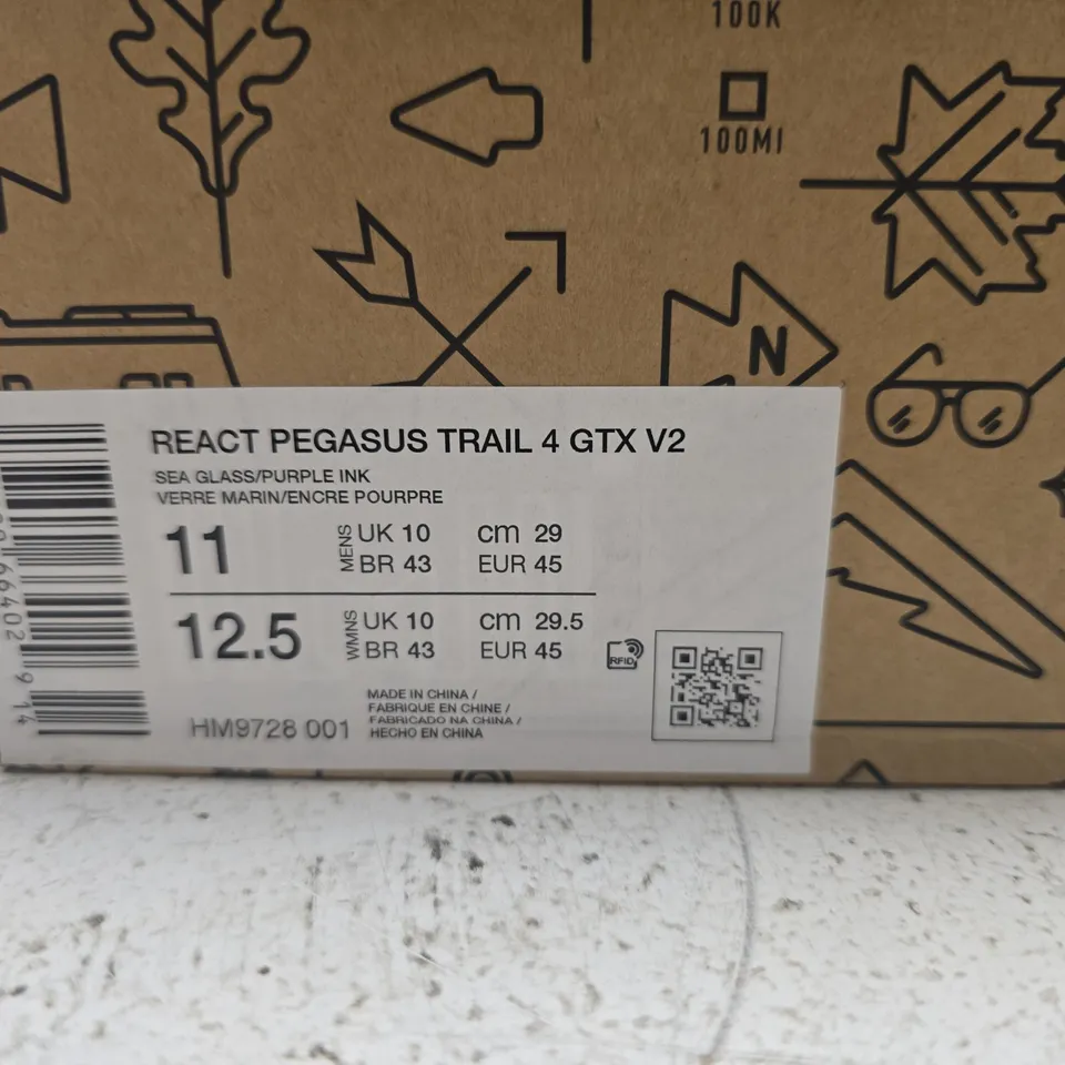 BOXED PAIR OF NIKE PEGASUS TRAIL 4 GTX V2 – MEN'S UK 10
