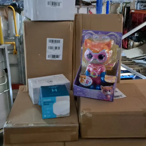 10 ASSORTED ITEMS TO INCLUDE: SNOWBALL LIGHT GARLAND, HOMEDICS GET BETTER SLEEP, SUPER KITTIES TRANSFORMING GINNY, COPPER HORSETAIL LIGHT ETC