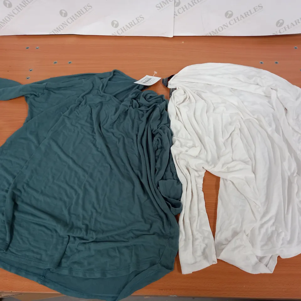 RUTH LONGSFORD LONG SLEEVE TOPS IN GREEN & WHITE