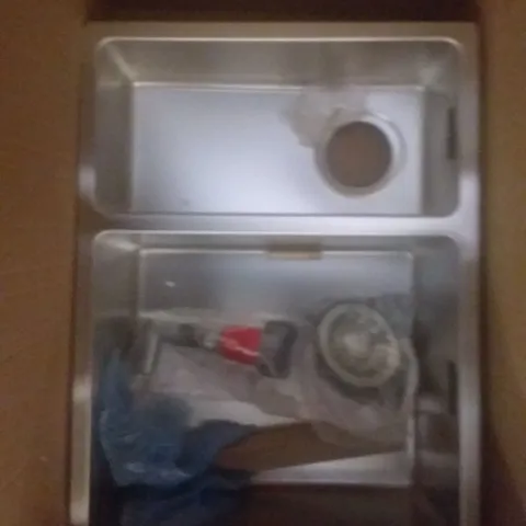 FRANKE STAINLESS STEEL 1.5 BOWL SINK