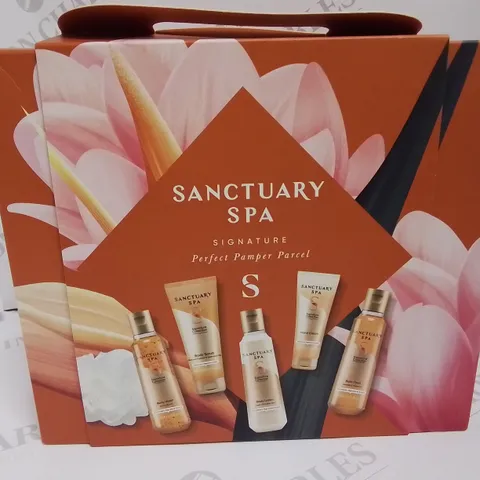 BOXED SANCTUARY SPA SIGNATURE PERFECT PAMPER PARCEL GIFT SET