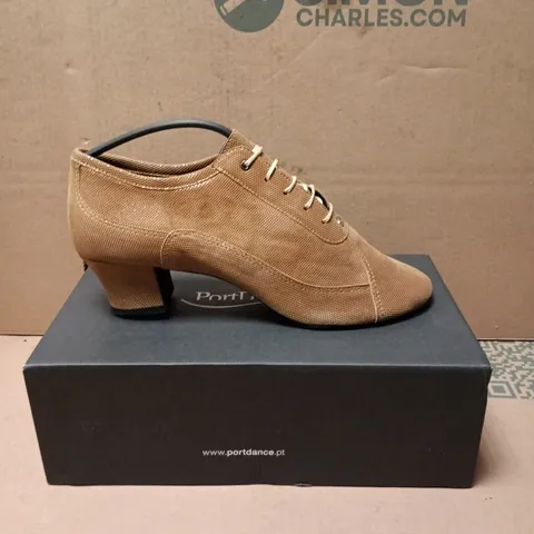 PORTDANCE PD705 SOFT CAMEL SUEDE DANCE SHOES, UK 8 (EU 42) – BOXED