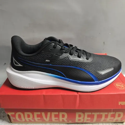BOXED PAIR OF PUMA SKYROCKET LITE ELEVATE TRAINERS IN BLACK - UK 10