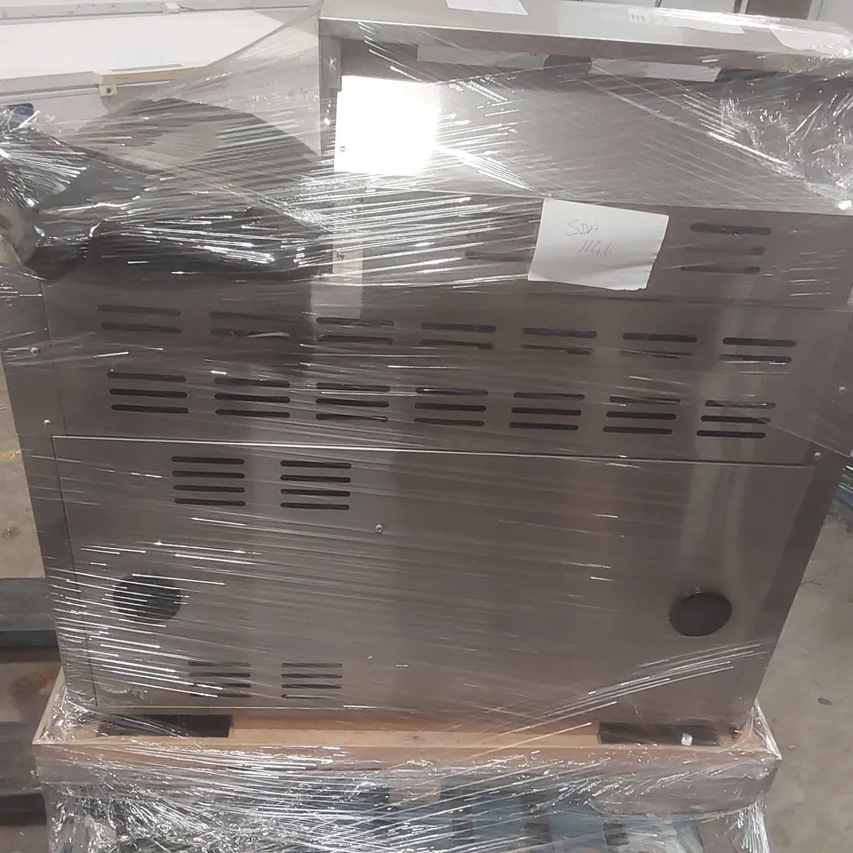 MONSTER GRILL 4 BURNER GAS KITCHEN BBQ IN STAINLESS STEEL