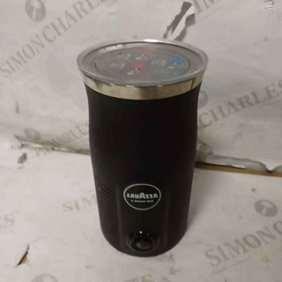 LAVAZZA A MODO MIO MILK EASY FROTHER