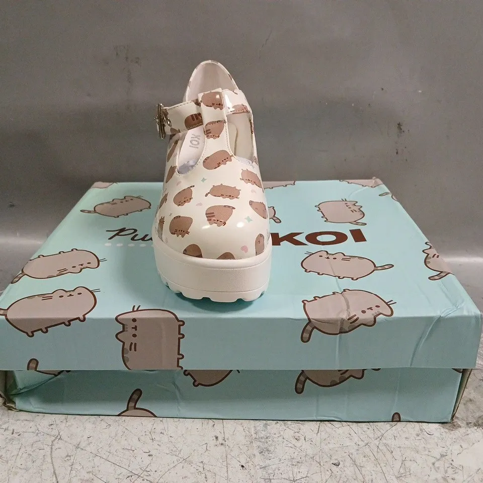 BOXED PAIR OF KOI SAI WHITE MARY JANES PUSHEEN EDITION SIZE UK 3