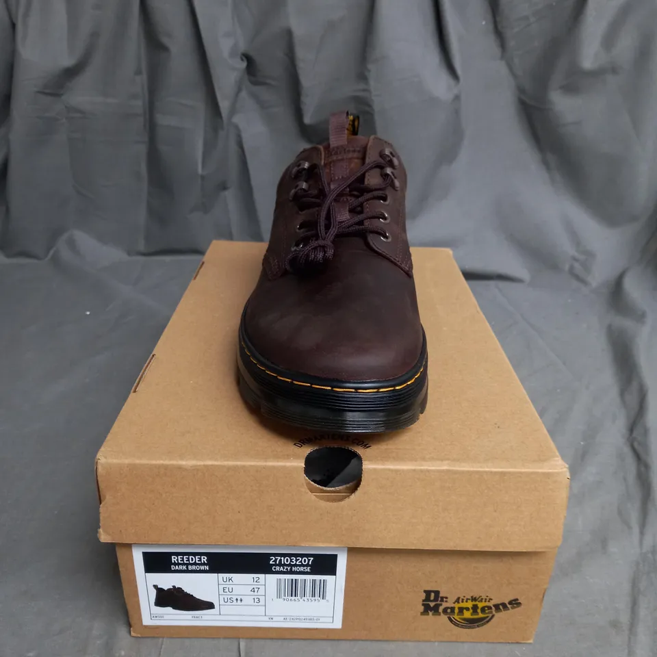 BOXED PAIR OF DR. MARTENS REEDER LACE UP CASUAL SHOES - MENS SIZE 12