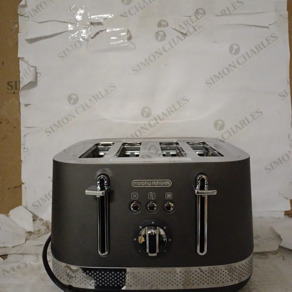 MORPHY RICHARDS 248022 ILLUMINATION STAINLESS STEEL 4 SLICE TOASTER