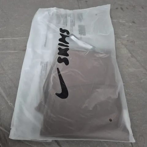 NIKE SKINS MATTE LEGGINGS – DARK SEPIA, XS, 26 INCH INSEAM