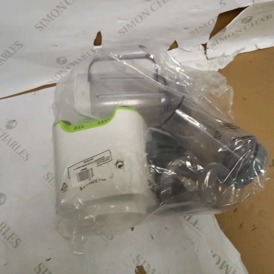 KENWOOD BLENDER AND BOTTLE SET 