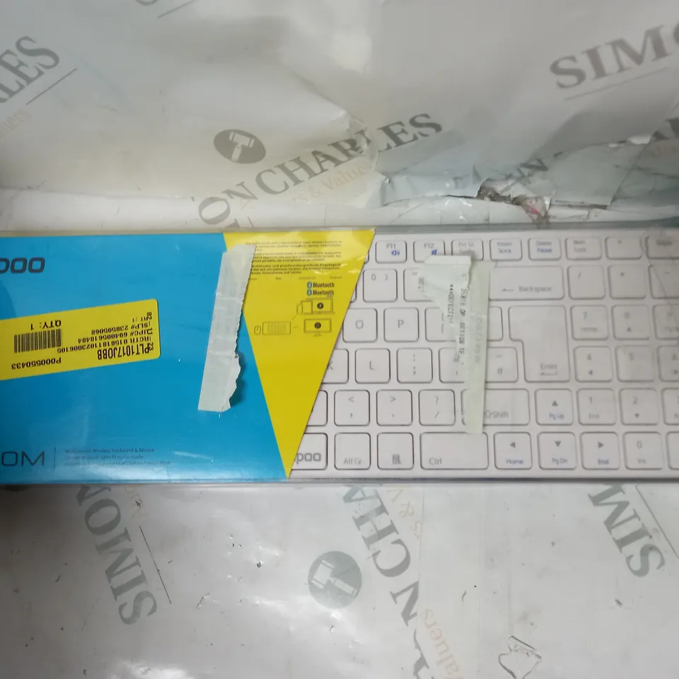 box of assorted items to include mouse, led lights, earphones etc 