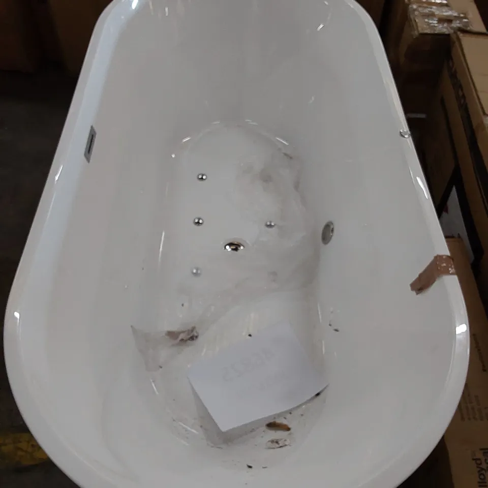 LARGE DESIGNER BATH 
