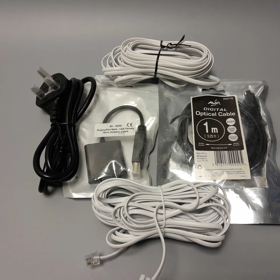 APPROXIMATELY 5 ASSORTED CABLES TO INCLUDE DIGITAL OPTICAL CABLE, DISOLAYPORT - VGA FEMALE 15CM ADAPTOR CABLE, RJ11 TO PHONE CABLE, ETC