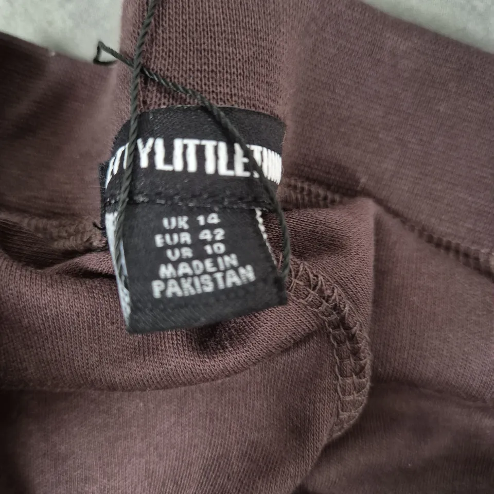 PRETTYLITTLETHING DARK BROWN SUPER SOFT WIDE-LEG TROUSERS, UK 12 (EUR 42, US 10) 