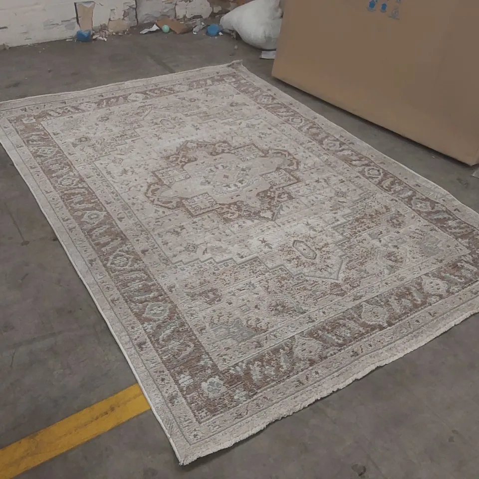 QUALITY DESIGNER AREA RUG - APPROXIMATELY 235 x 160cm