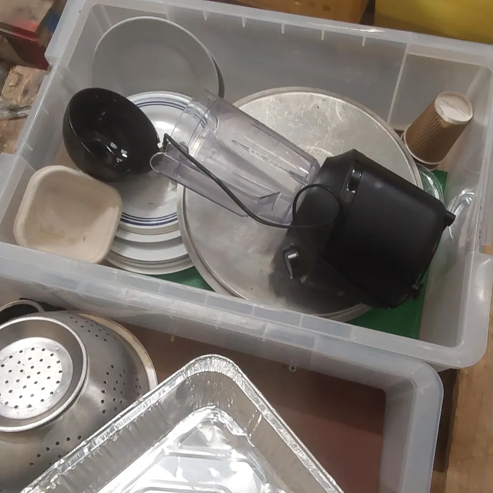 PALLET CONTAINING A LARGE QUANTITY OF ASSORTED CATERING ITEMS ECT