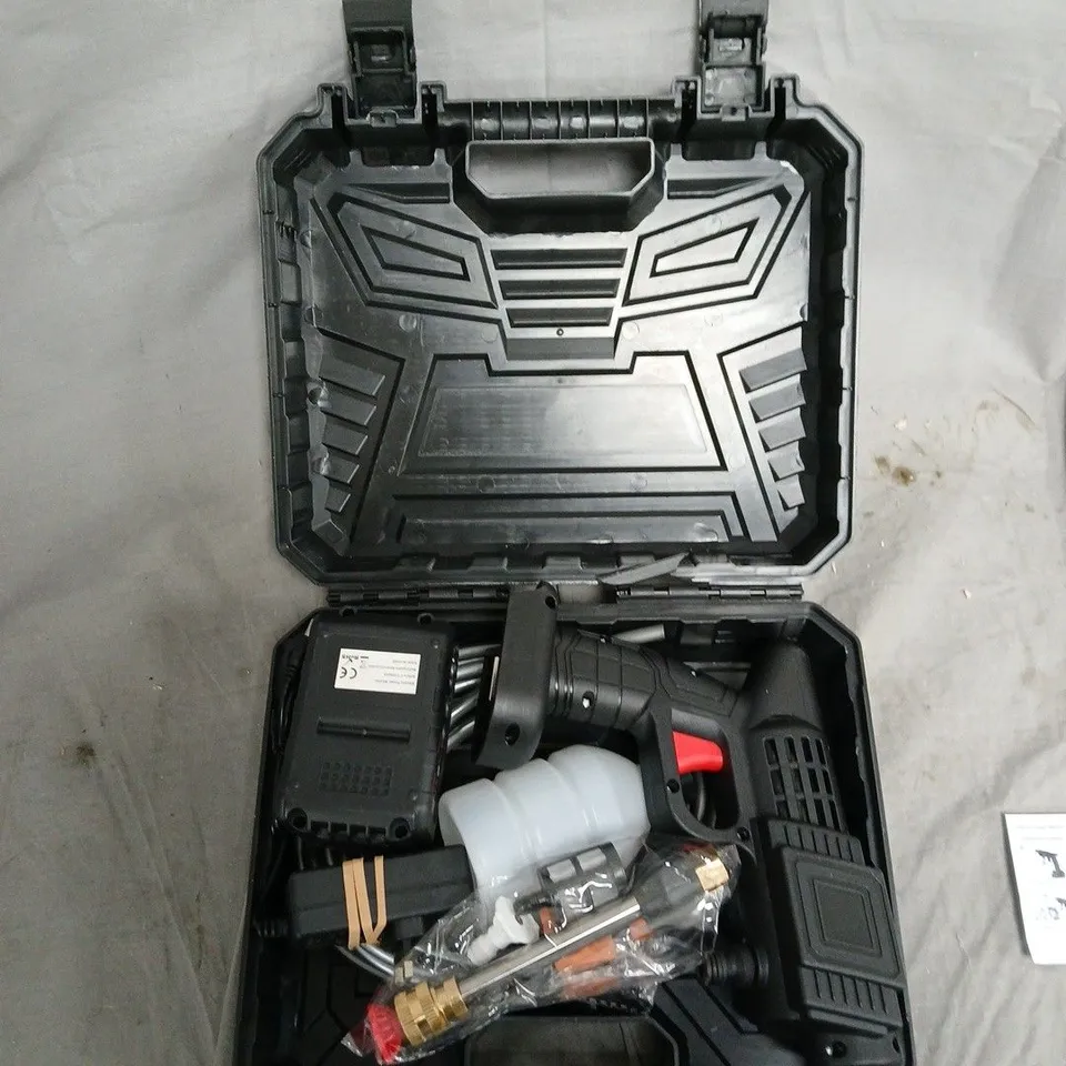 ELECTRIC POWER WASHER – PORTABLE BATTERY-POWERED IN CASE (WITH ACCESSORIES)