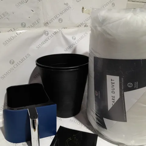BOX OF APPROXIMATELY 10 ASSORTED ITEMS TO INCLUDE DOUBLE DUVET, PLANT POT, DISABLED BADGE ETC