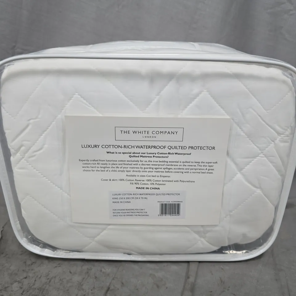 THE WHITE COMPANY LUXURY COTTON-RICH WATERPROOF QUILTED MATTRESS PROTECTOR – KING