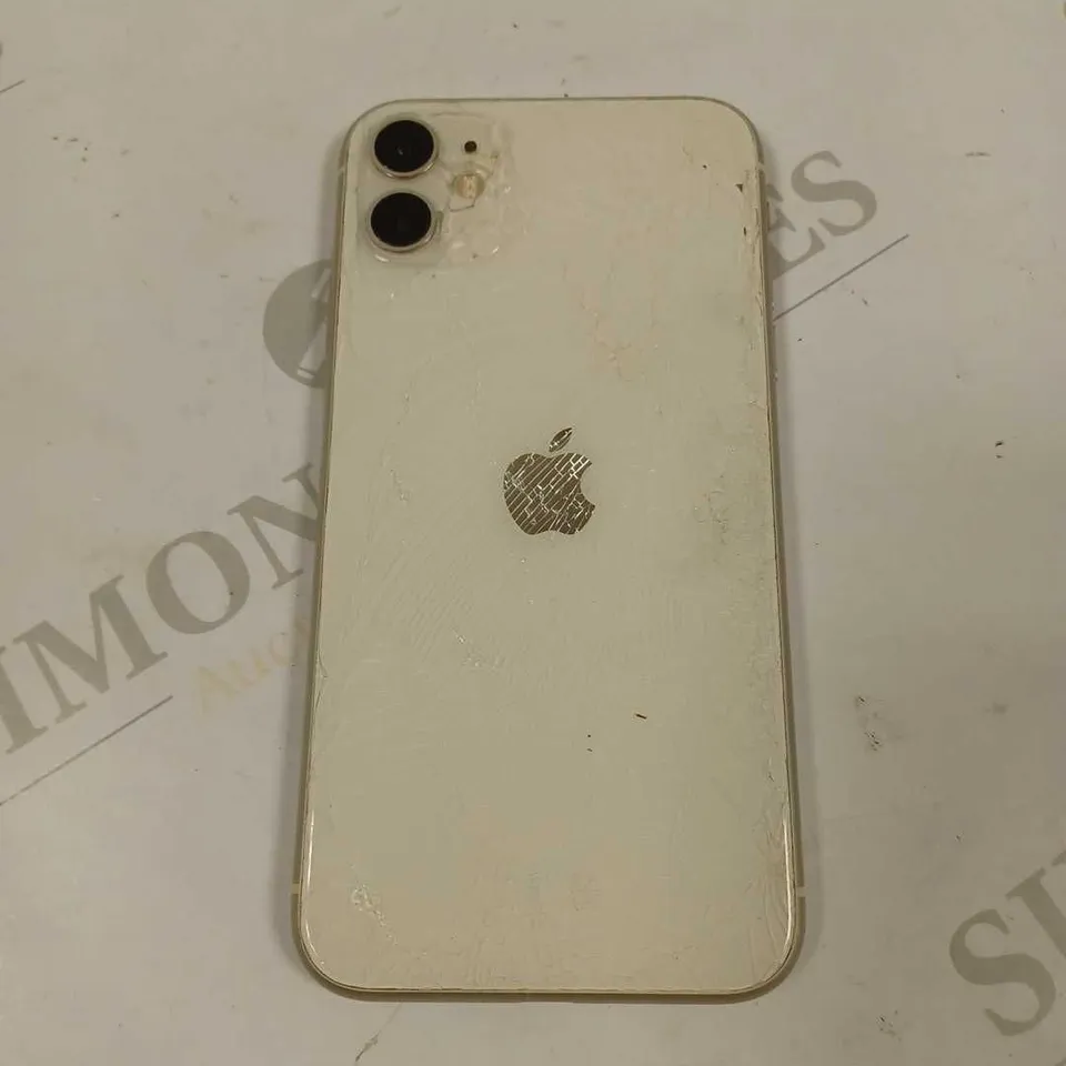 BOXED IPHONE 11 64GB - WHITE
