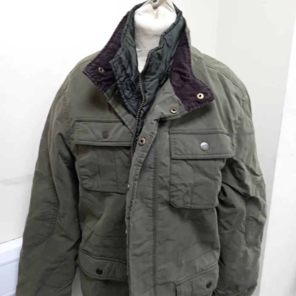 BOSTON CREW ZIPPED COAT SIZE L