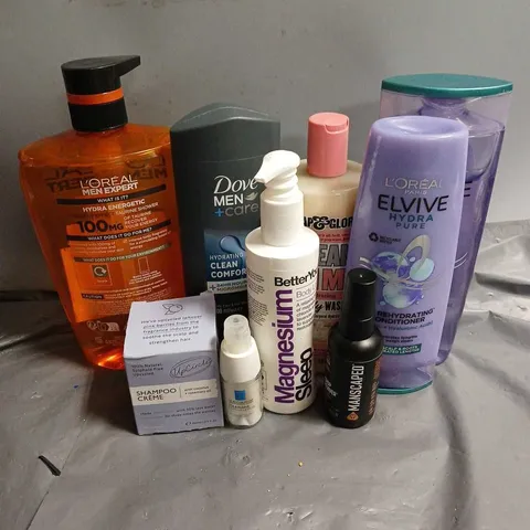 APPROXIMATELY 20 ASSORTED COSMETIC PRODUCTS INCLUDE - ELVIVE HYDRA PURE CONDITIONER - MANSCAPED CROP REVIVER - UPCIRCLE SHAMPOO CREME - ETC